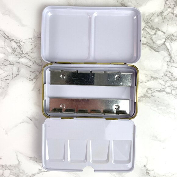 Jane Davenport Gold Metal Tin for Watercolor Pans - Picture 3 of 5